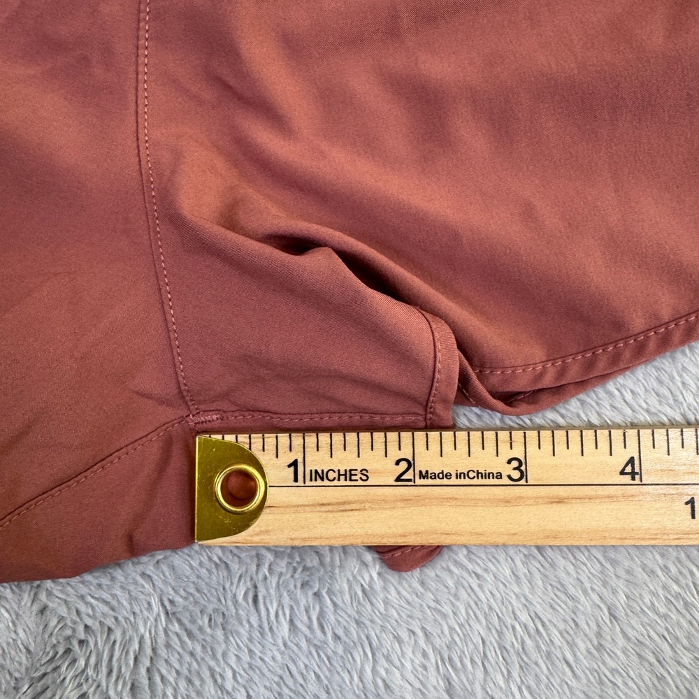 Vuori Running Short Lot of 2 Women Small Black Red Clementine Dash 2" Inseam Gym - Picture 6 of 16
